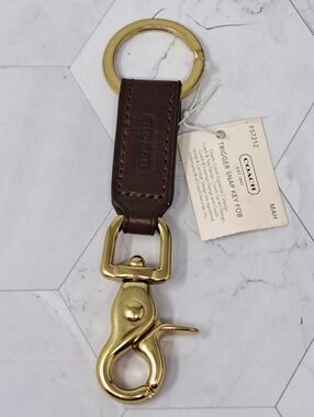 Vintage Coach Mahogany Trigger Snap Key Fob 7212. NWT